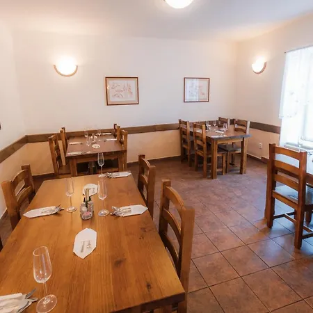 Pod Zamkem Hotel Vranov nad Dyji
