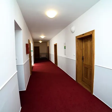 Pod Zamkem Hotel