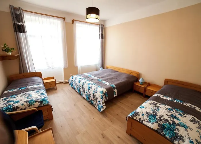Hotel Pod Zámkem 3*